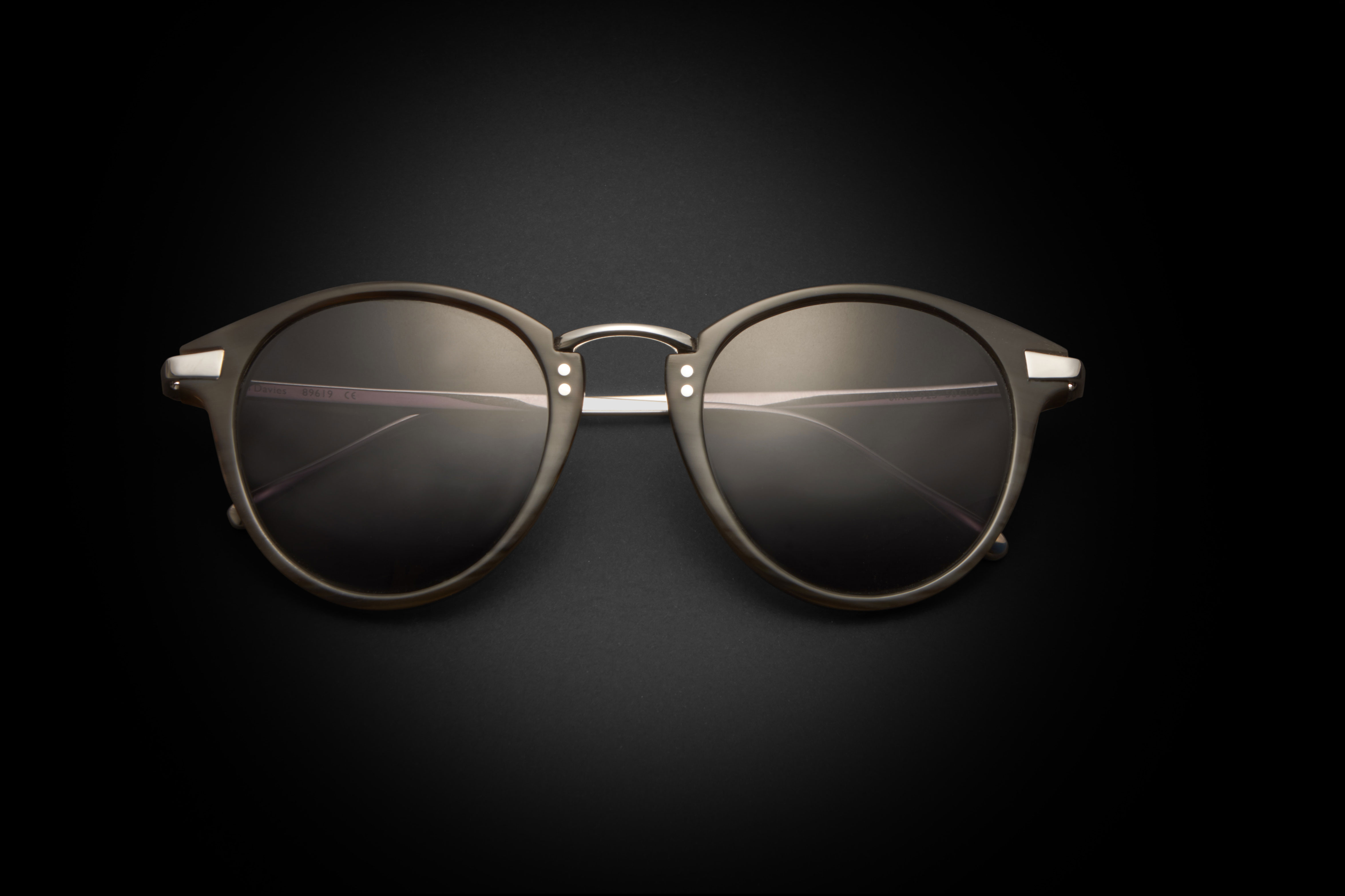Natural horn and silver 925 combination sunglasses from the Tom Davies Precious Collection