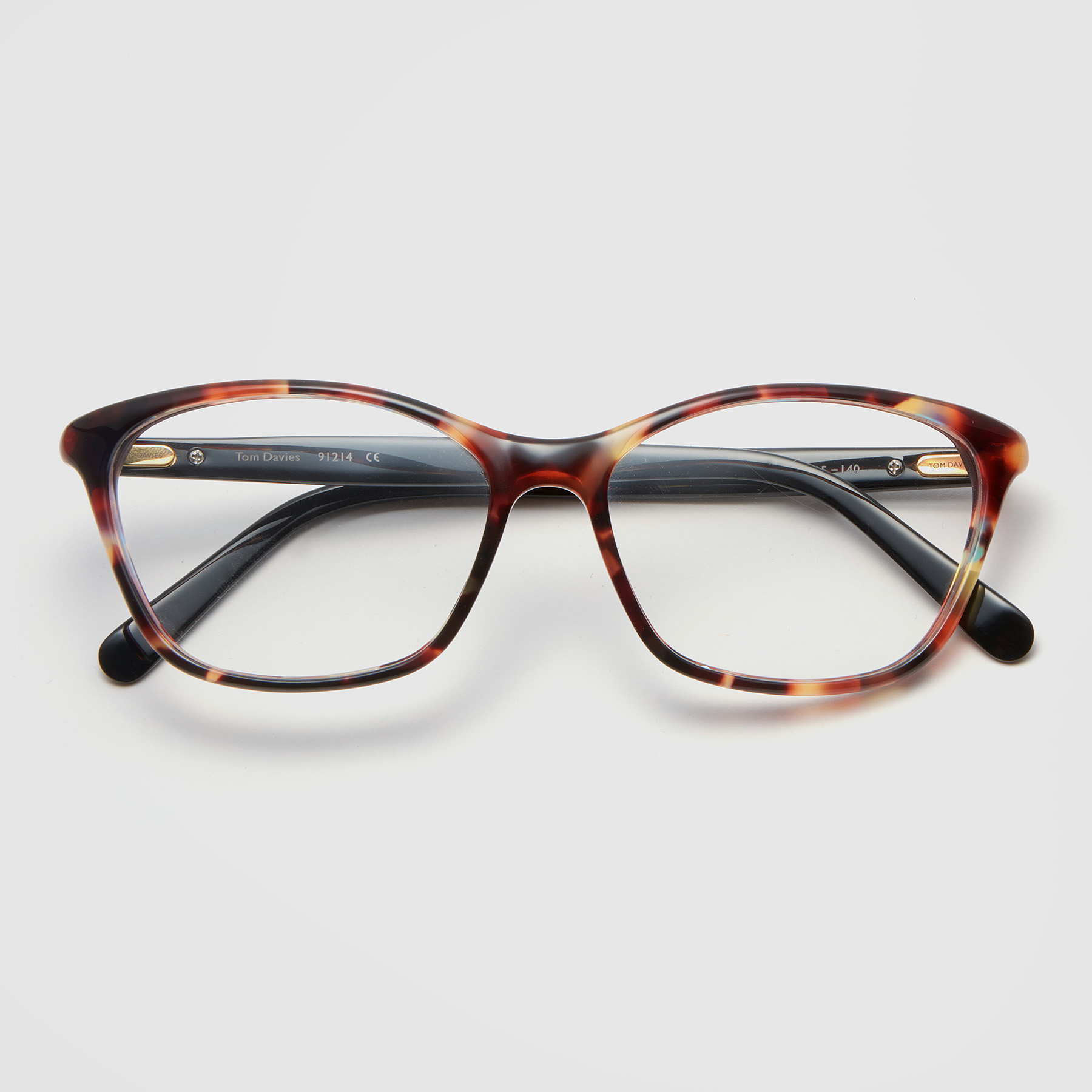 Limited edition acetate frame LE91214 by British eyewear brand Tom Davies