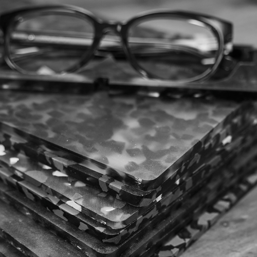 Every Tom Davies frame begins with a commitment to the world's finest materials and a meticulous, handcrafted approach.