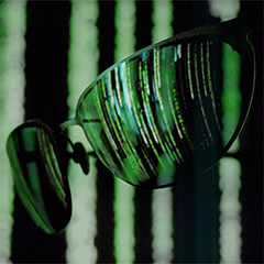 Tom Davies has quickly become the Hollywood eyewear designer of choice, providing frames for a multitude of film projects, including Matrix Resurrections, Cruella, and Superman.